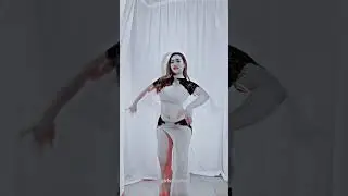 cameltoe girl trending dance💃gulabi sadi #trendingshorts #shorts #gulabisadi