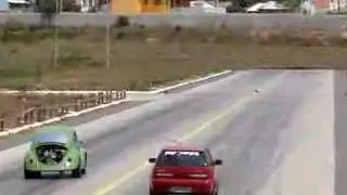Suzuki Swift GTi x Fusca de Pista c/ AP (estoura motor)