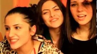 Такие прикольные девченки)))