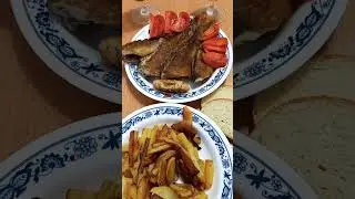 Вкусный жареный окунь на ужин #shorts