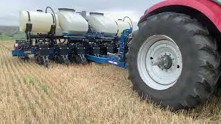 Посів озимого ріпаку в Львівській області.