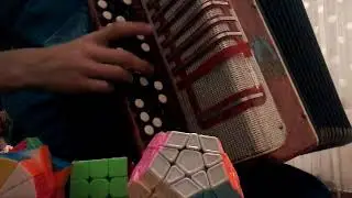 На баяне виновата ли я.