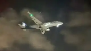Plane Spotting at San Diego International Airport (KSAN) at NIGHT!