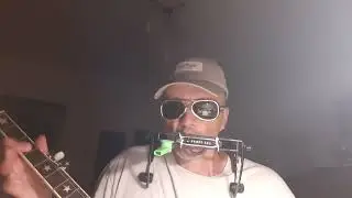 Low F harmonica and C tuning banjo, blues idea practice