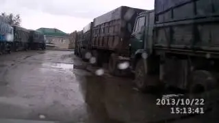 Очередь на Элеватор. Водители сутками живут на дороге.(