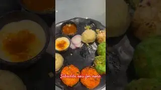 Momos khao or khud jaan jao 