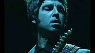 Oasis - Don't Look Back In Anger (First Live Performance)