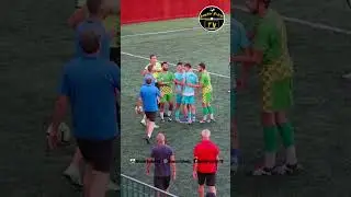 Rakibine Tekme Attı