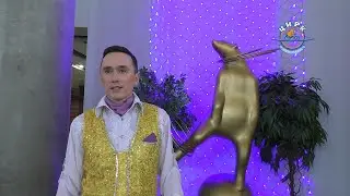 Станислав Обертаев - жонглёр на бильярдном столе
