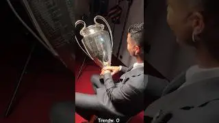 Ronaldo checking trophy 🏆 #football #shortsfeed #youtubeshorts #cristianoronaldo #shorts  #ronaldo