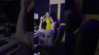 Как тебе машина? 