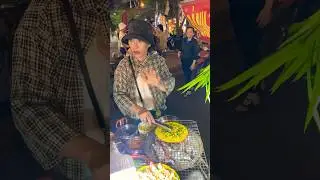🤤THIS IS CRISPY VIETNAMESE STREETFOOD PIZZA🍕 