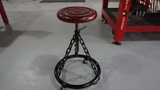ACCESORIO PARA EL TALLER FABRICADO CON CADENA