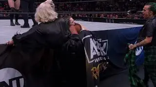 Skye Blue Bites Toni Storm's Feet on AEW Rampage (Aug. 11, 2023)