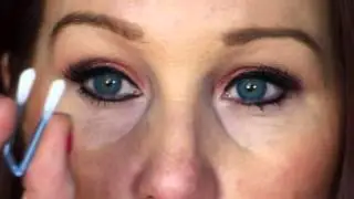 How to remove contact lenses with long nails!