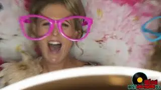 Uncover the Ultimate Wedding Photobooth Experience