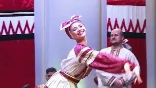 "Как повадилась Параня" - ансамбль песни и танца "Завалинка"