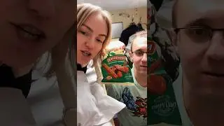 А вы пробовали?😂🙈 Да простят нас Кириешки😅 #группамишель #гастроли #влог #юмор #поезд
