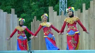 1. Indonesian Folklore Dance Ensemble SMA LABSCHOOL KEBAYORAN