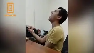 interneti larzaga sovoti bu bolani ovozi eshitib ko'rila !!!