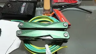 New SWISS+TECH 16-in-1 Multi-Tool (ST021030AU)!