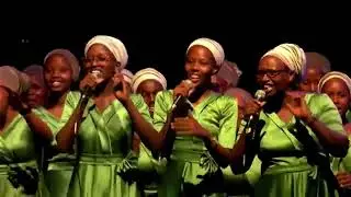 DORE UKO CHORALE SINAI YAVUZE YESU MU GITERANE CYA PENTECOTE
