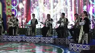 День Шашмакома в Душанбе. Ансамбль "Гульрез"