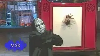 MAGICIAN TRANSFORMS SHADOW INTO BEAUTIFUL WOMAN!