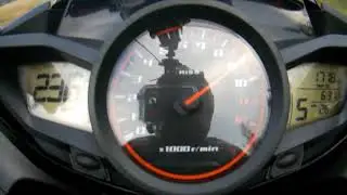 2010 Honda VFR1200F Top speed (253 km/h)