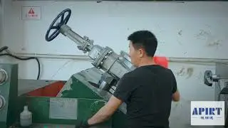 Gate valve testing Hydraulic test of gate valve