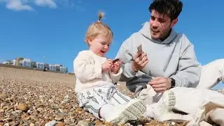 Sunny Beach Day In Brighton