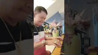SINO AKO?