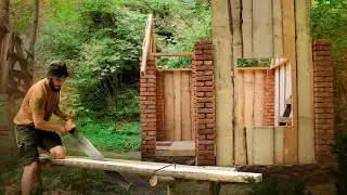 Manual sawmill. I build my life in the forest. Primitive technologies