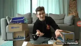 1 мальчик 100 посылок