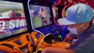 ROUND1 MOTORCYCLE ARCADE