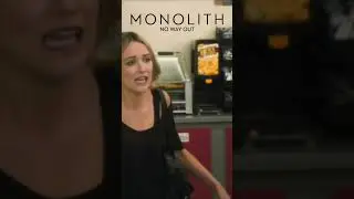Das wahre Schreckensszenario sieht Sandra nicht kommen... #buschmediagroup #monolith  #heimkino
