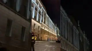 Ночь в Москве под новогодним настроением