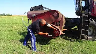 Поломки комбайна Палессе GS-12 и Акрос-530.  С рапса уезжаем на уборку ячменя.