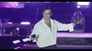 Mert Demir - Gözlerime Bak (Live At KÇP)