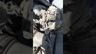 оторвало стакан на ниссане 