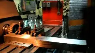 Фрезеровка на горизонтальном фрезере длинных деталей