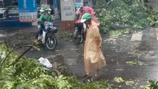 Hanoi struggles with destruction and debris following Typhoon Yagi’s intense impact || WooGlobe