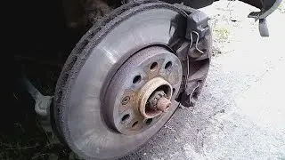 Deaf cyclic knock at suspension suspension coasting