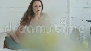 (with sound) Pregnant woman feels some rumbling expansion starting
