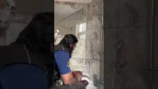 Bath screen installation