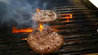 WERBE - KINOSPOT QBURGER | Hot Grilled Beef Burger | 2019 - ROCK