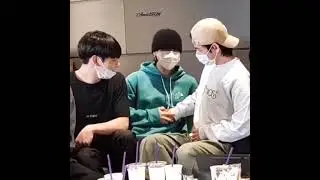 Taekook in V Live 211020 Tae's🐻 longing for Kooki🐇 is evident in touching today💕🍀