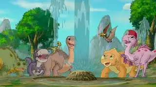 The Dinosaurs Find Jumping Water! 🦖 Land Before Time | Animal Friends