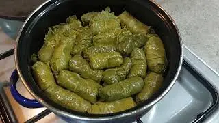 Готовим домашние голубцы из виноградных листьев /cox dadlı yarpaq dolması