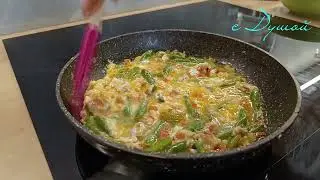 Как БЫСТРО приготовить ВКУСНЫЙ и ПОЛЕЗНЫЙ ЗАВТРАК. Овощи в яйце